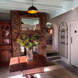 Smugglers Hotel